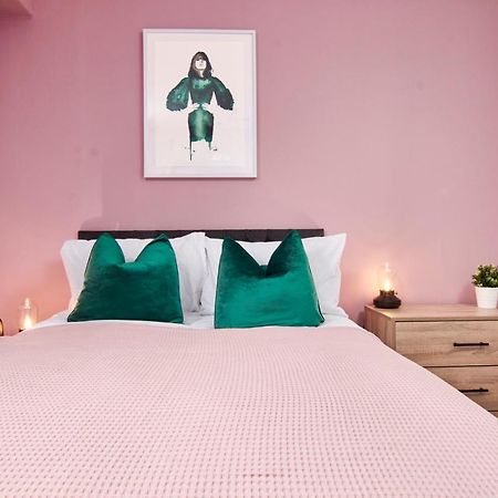 Stunning Two Bedroom Apartment By Purestay Short Lets & Serviced Accommodation Warwickshire With Parking Stratford-upon-Avon Ngoại thất bức ảnh