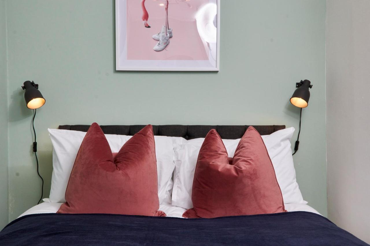 Stunning Two Bedroom Apartment By Purestay Short Lets & Serviced Accommodation Warwickshire With Parking Stratford-upon-Avon Ngoại thất bức ảnh