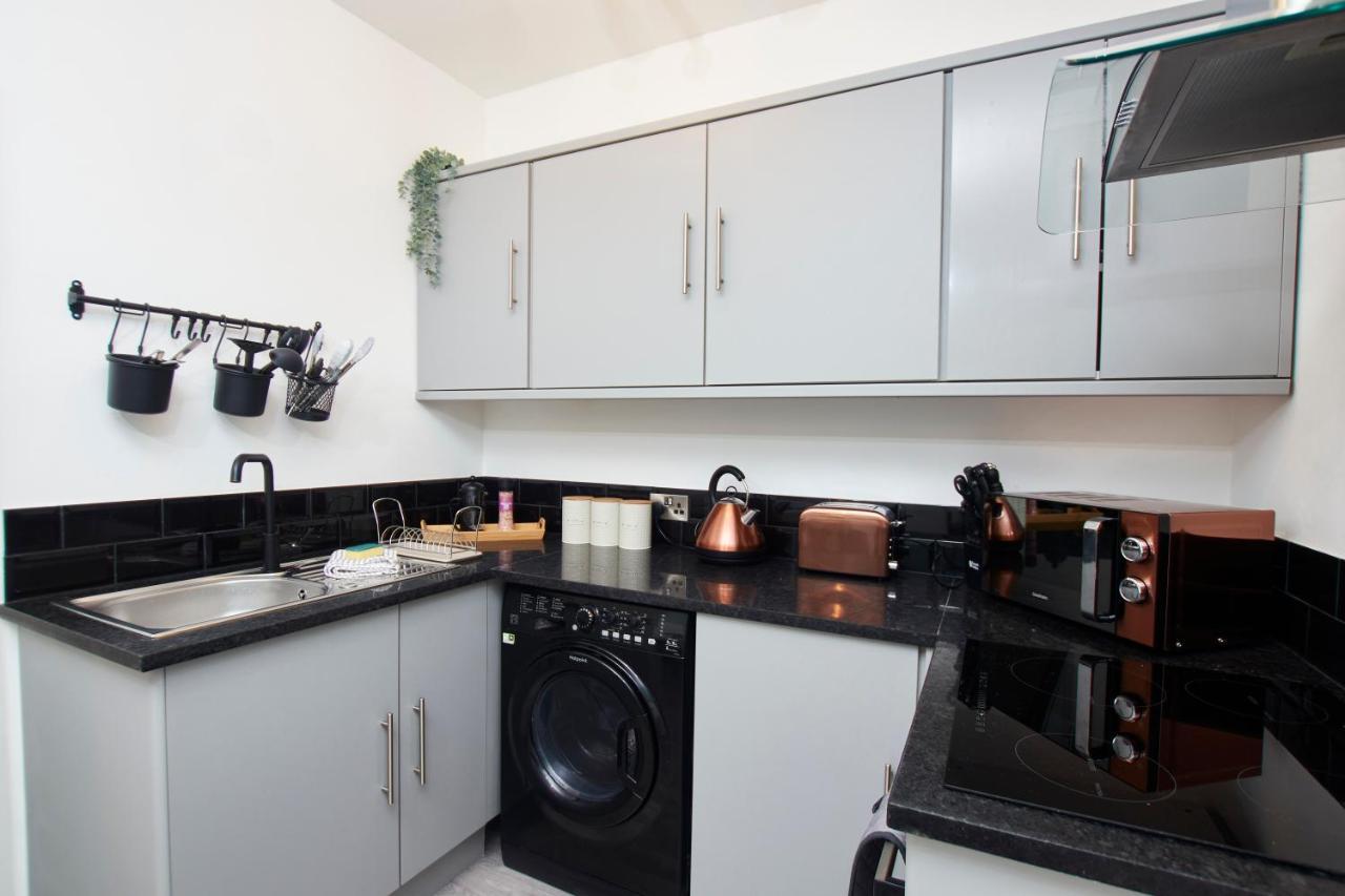 Stunning Two Bedroom Apartment By Purestay Short Lets & Serviced Accommodation Warwickshire With Parking Stratford-upon-Avon Ngoại thất bức ảnh