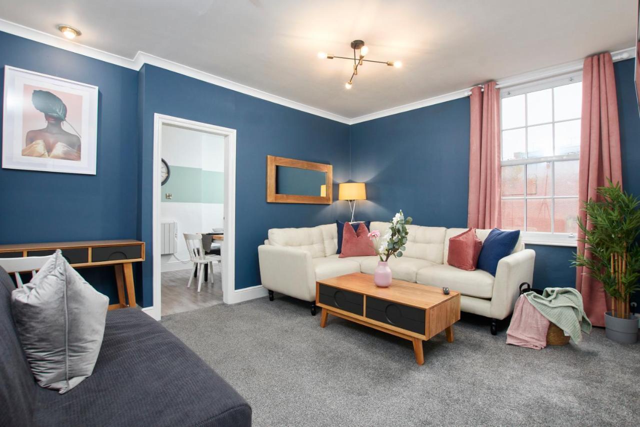 Stunning Two Bedroom Apartment By Purestay Short Lets & Serviced Accommodation Warwickshire With Parking Stratford-upon-Avon Ngoại thất bức ảnh