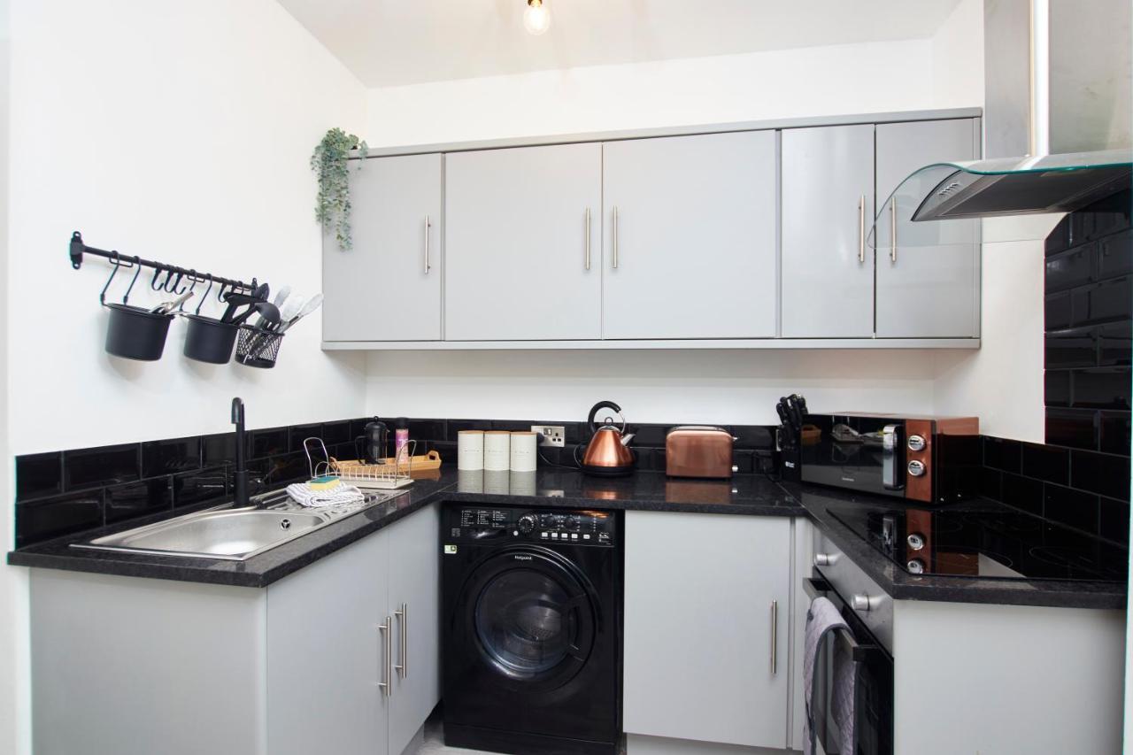 Stunning Two Bedroom Apartment By Purestay Short Lets & Serviced Accommodation Warwickshire With Parking Stratford-upon-Avon Ngoại thất bức ảnh